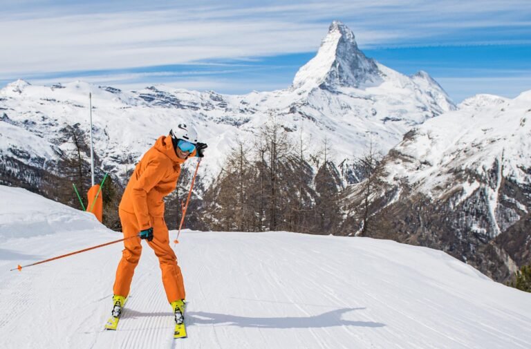 mountaincomapny1 768x505