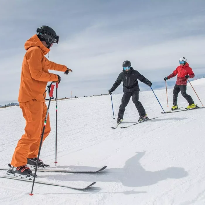 mountaincomapny2 700x700